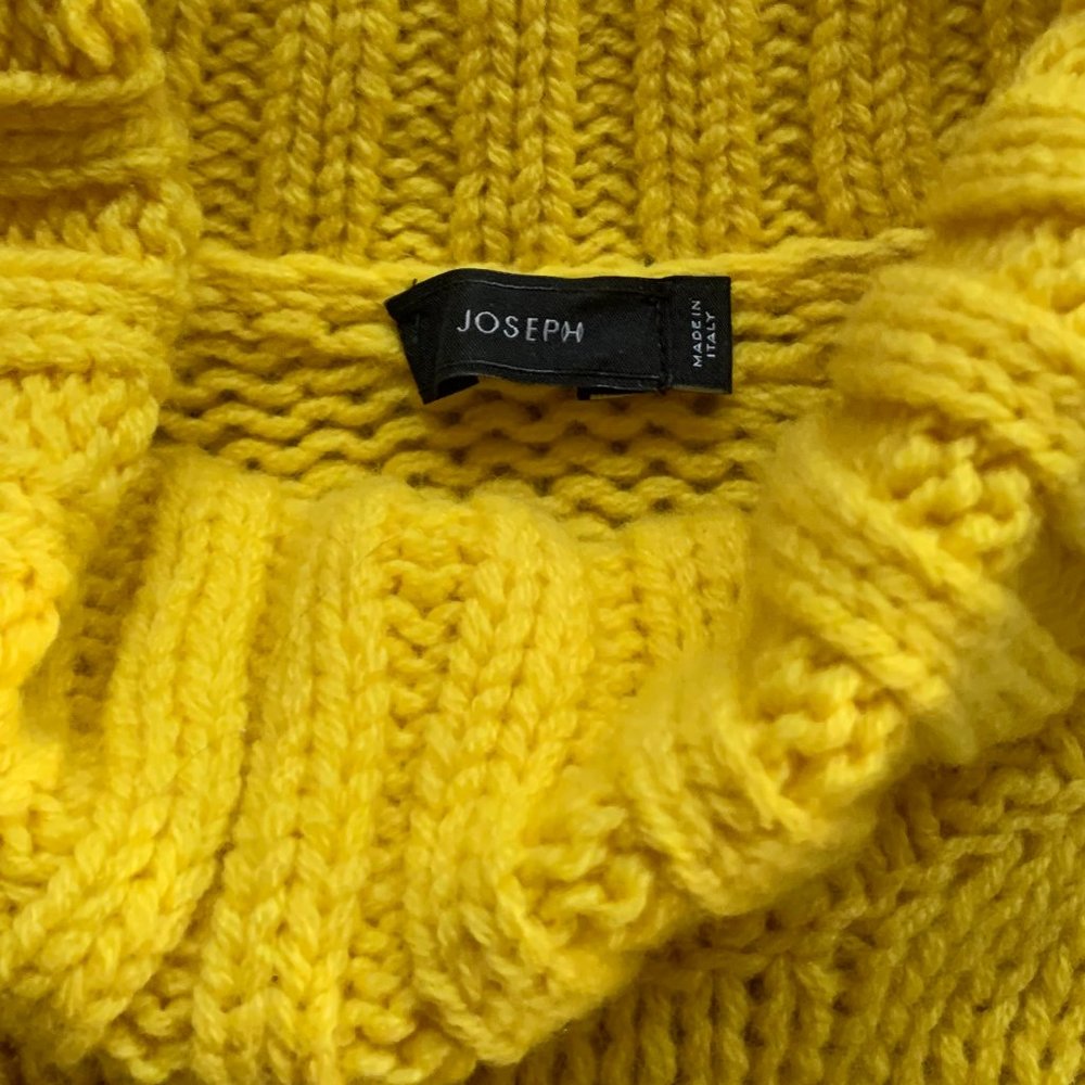 JOSEPH - Chunky Intarsia Turtleneck - Like New!! - Picture 9 of 11